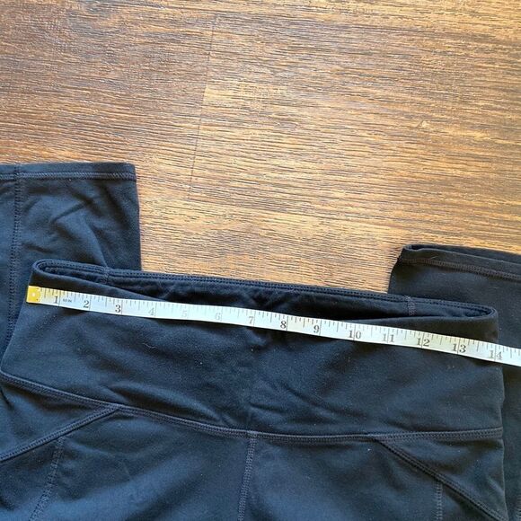 Athleta crop leggings  - Picture 6 of 8